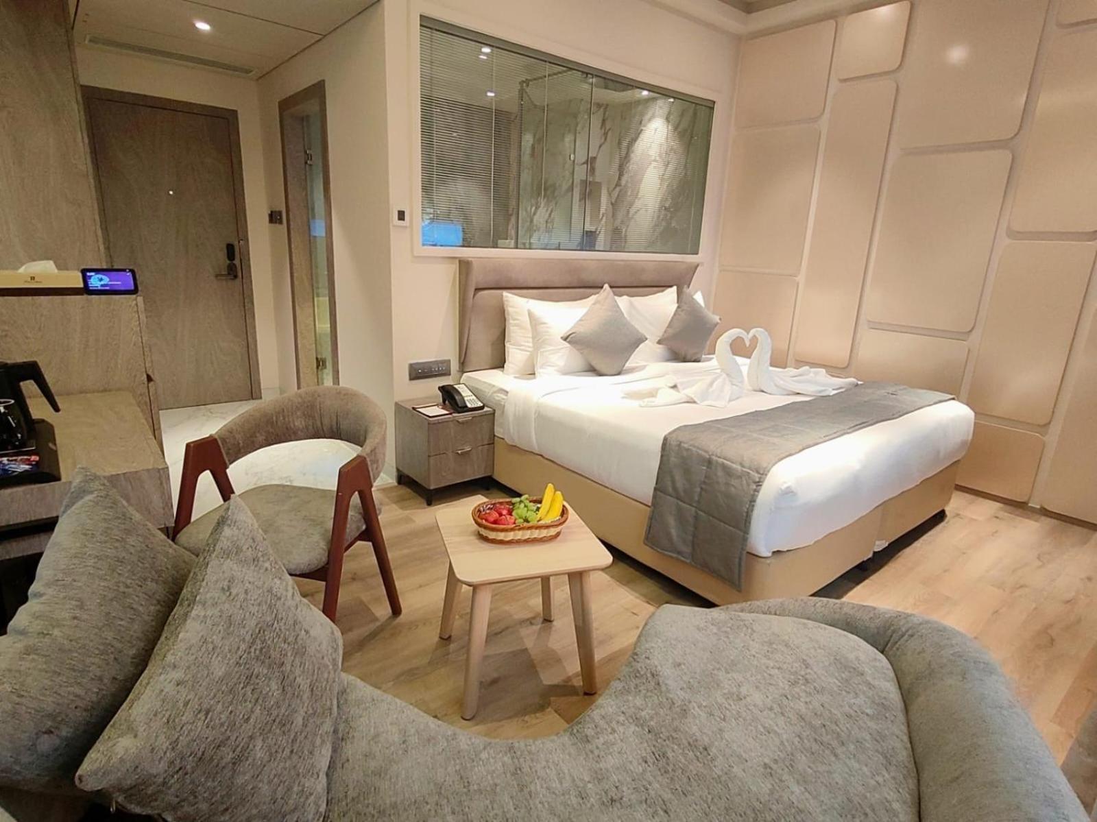 Maxxvalue Hotel Midc - Andheri ムンバイ エクステリア 写真