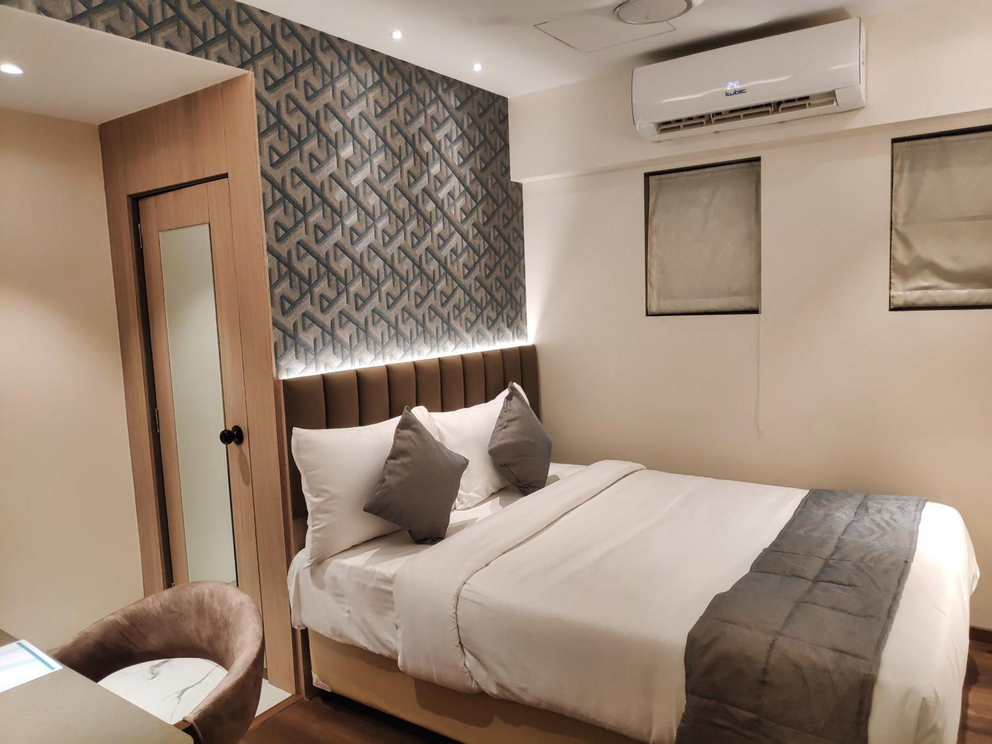 Maxxvalue Hotel Midc - Andheri ムンバイ エクステリア 写真